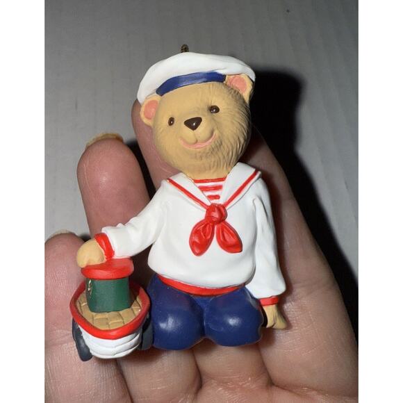 1993 Hallmark Keepsake Abearnathy Bearinger Christmas Ornament New In Box - Picture 2 of 6